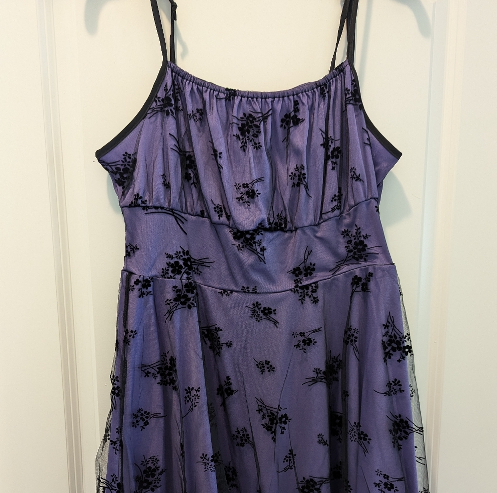 Cute Purple with black netting floral over, XL